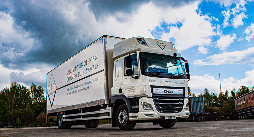 commercial-office-removal-truck commercial-office-removal-truck