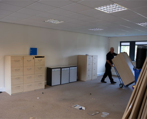 office-removal-castleford-8